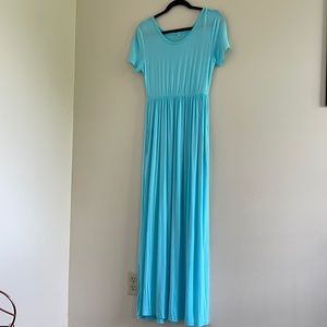 Beautiful Light Blue Maxi Dress WITH POCKETS!!